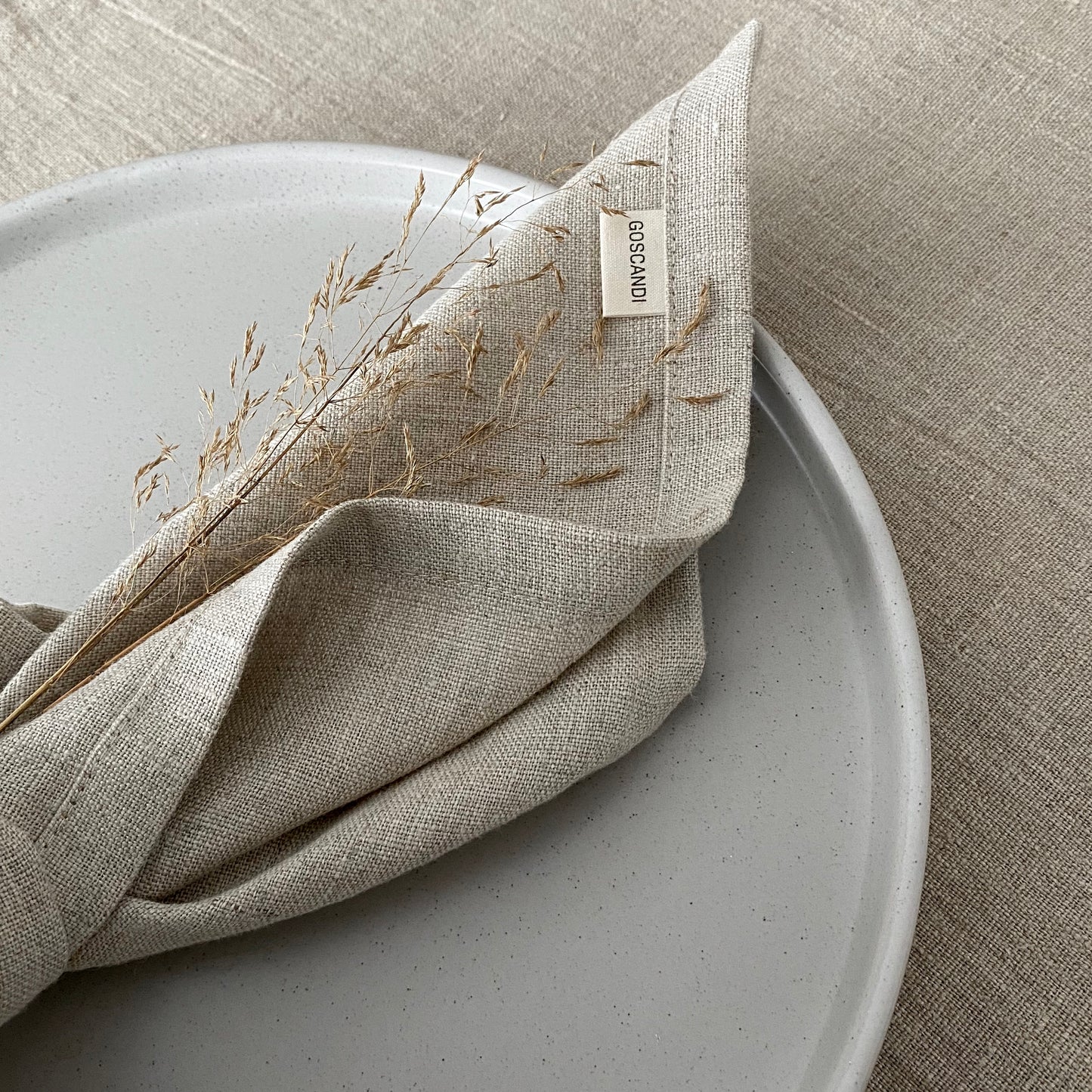set of 4 linen napkins - hmly.