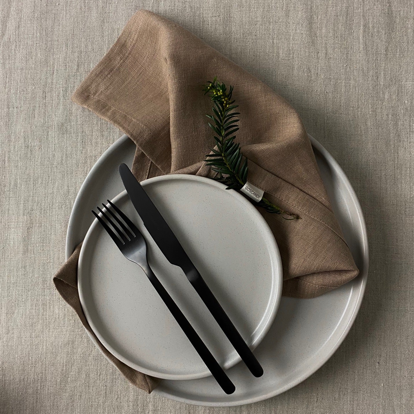 set of 4 linen napkins - hmly.